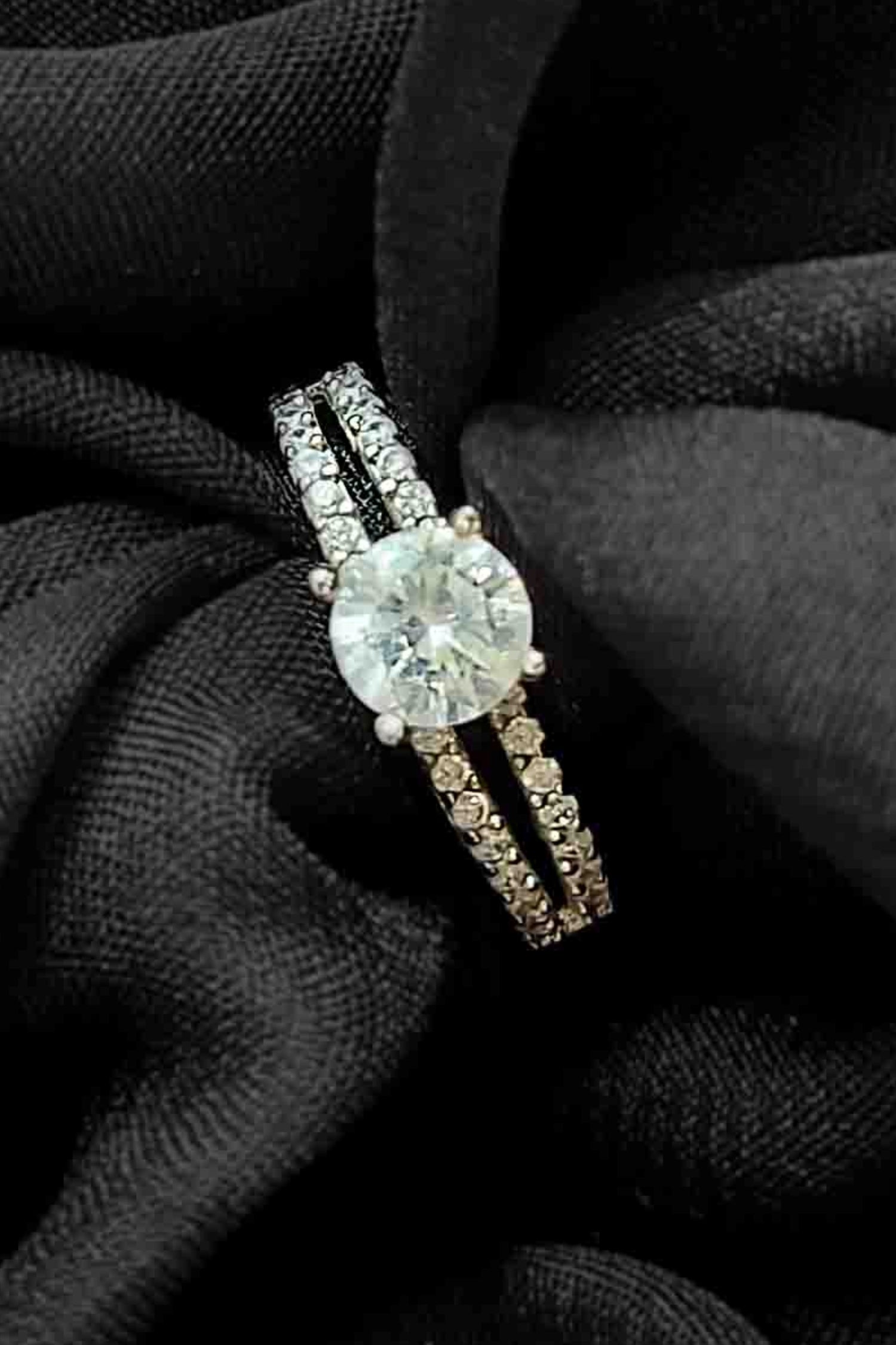 Echo of Light Diamond Ring