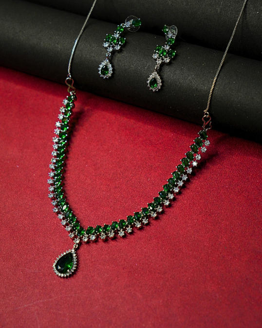 Elegant Wedding Jewelry – Necklace & Earrings