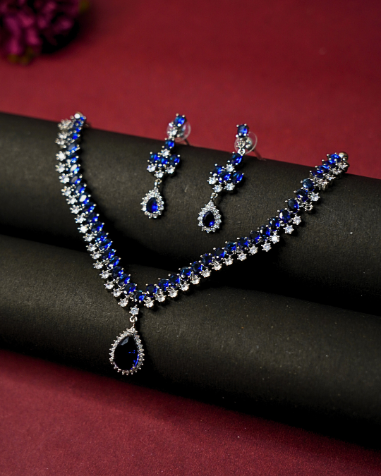 Chic Necklace Set with Earrings – American Diamond