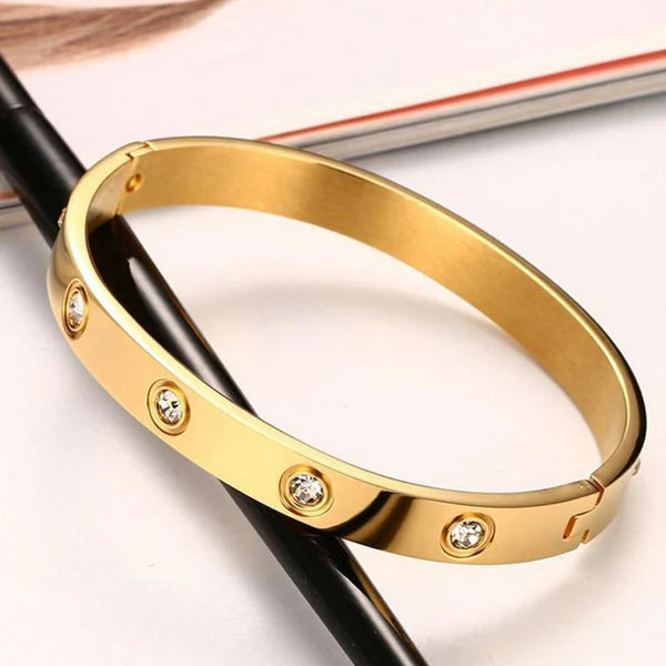 Anti Tarnish Bracelet with Charm for Women