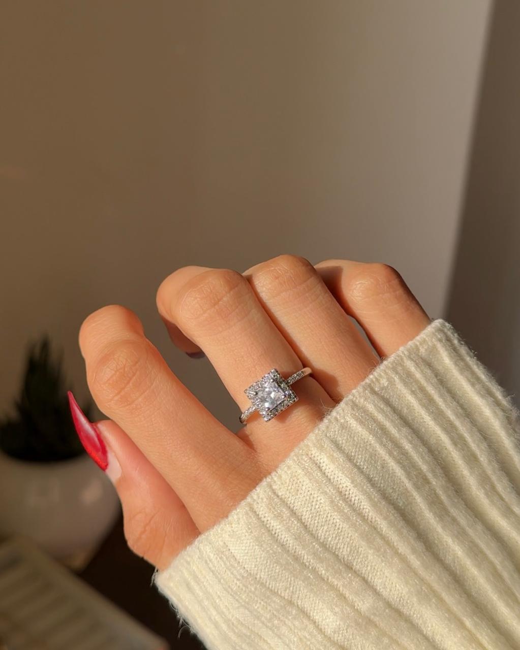 Infinite Gleam Diamond Ring