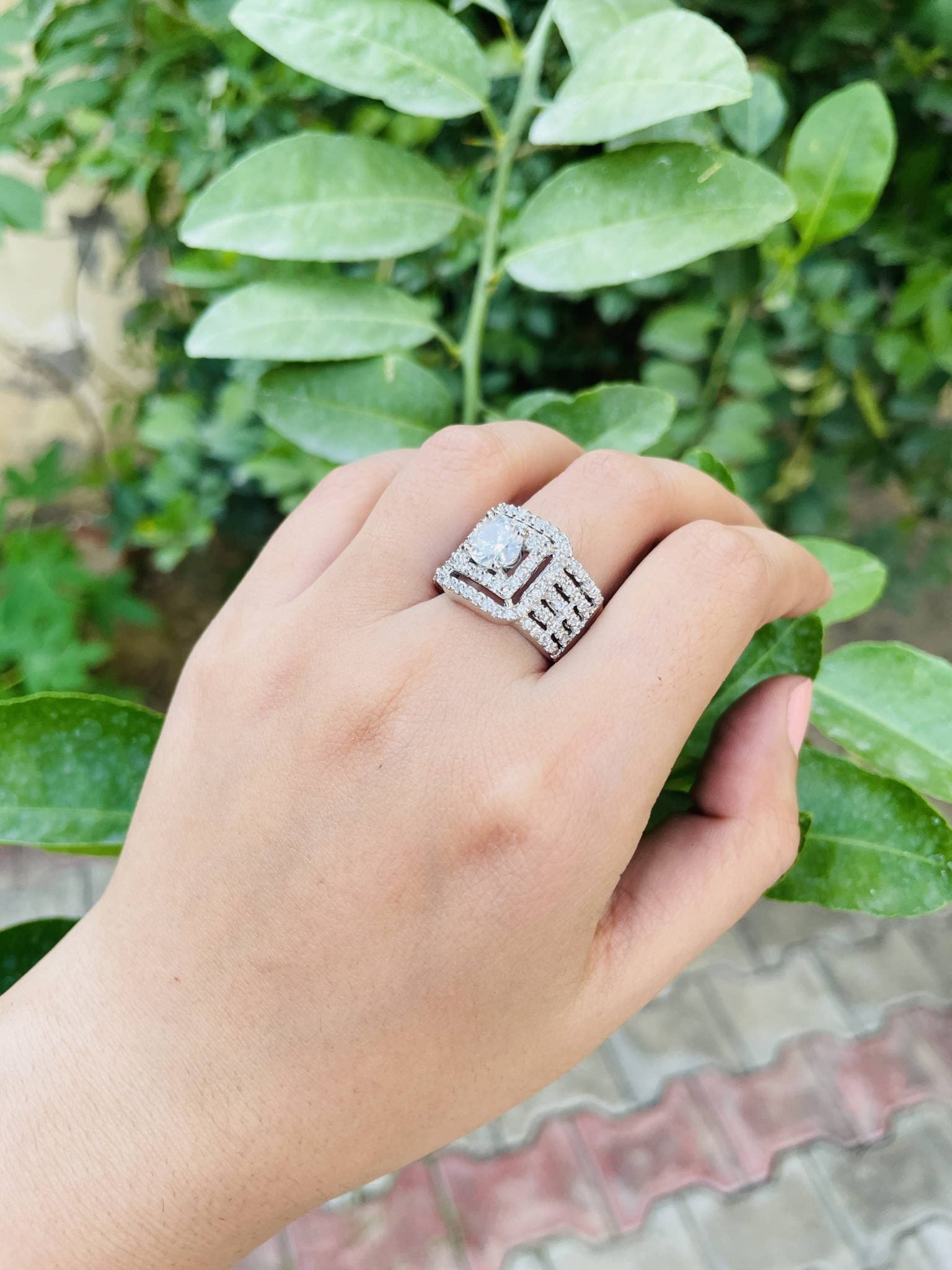 Diamond Verve Engagement Ring