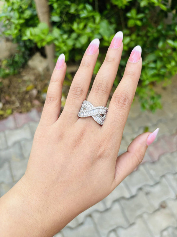 Modern Minimalist Diamond Solitaire Ring for Daily Luxury