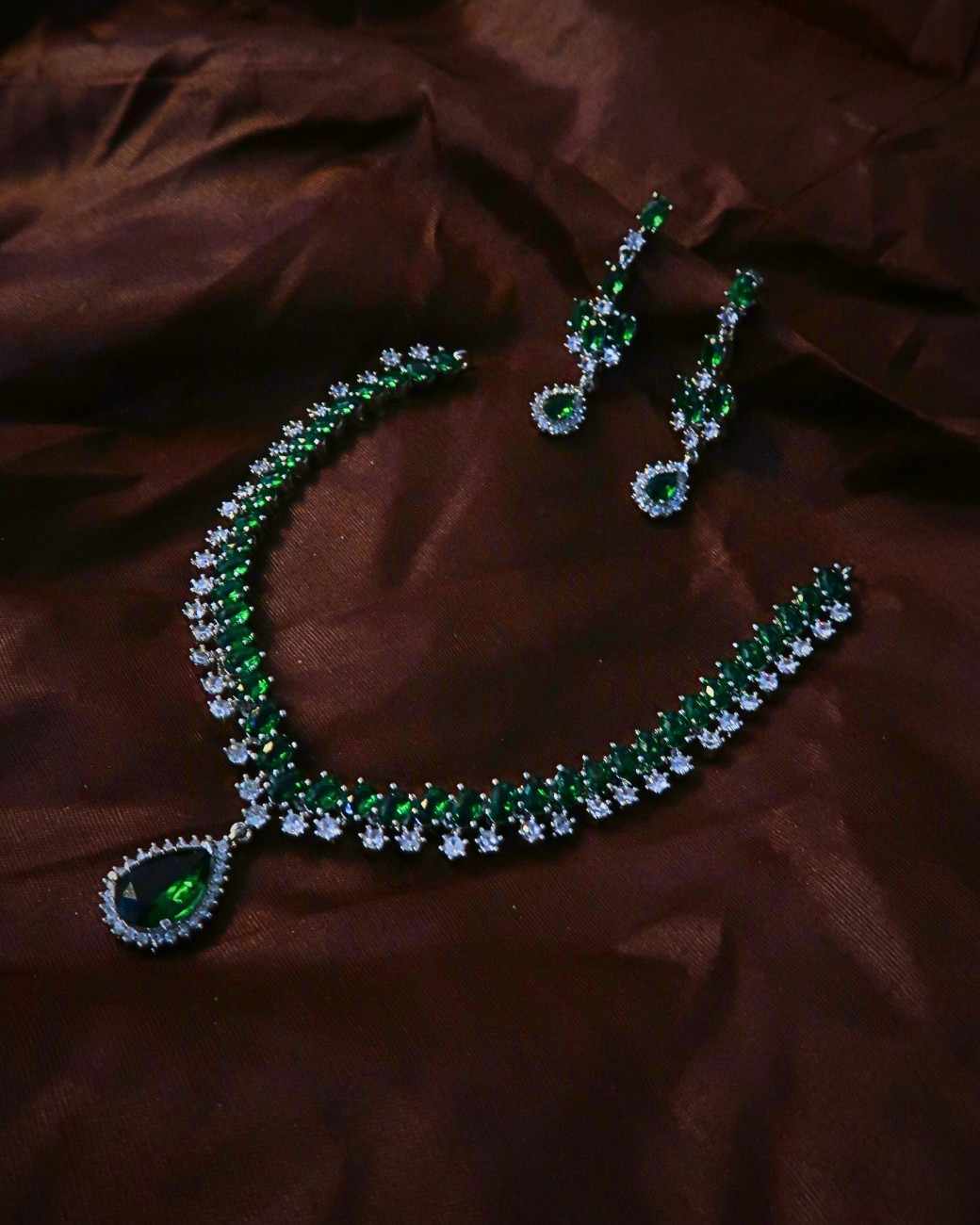 Elegant Wedding Jewelry – Necklace & Earrings