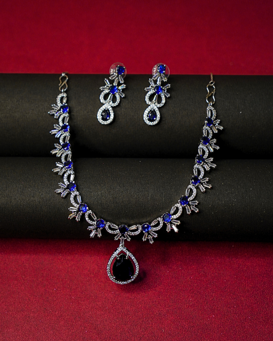 Women’s Necklace Set – Elegant Stone Design