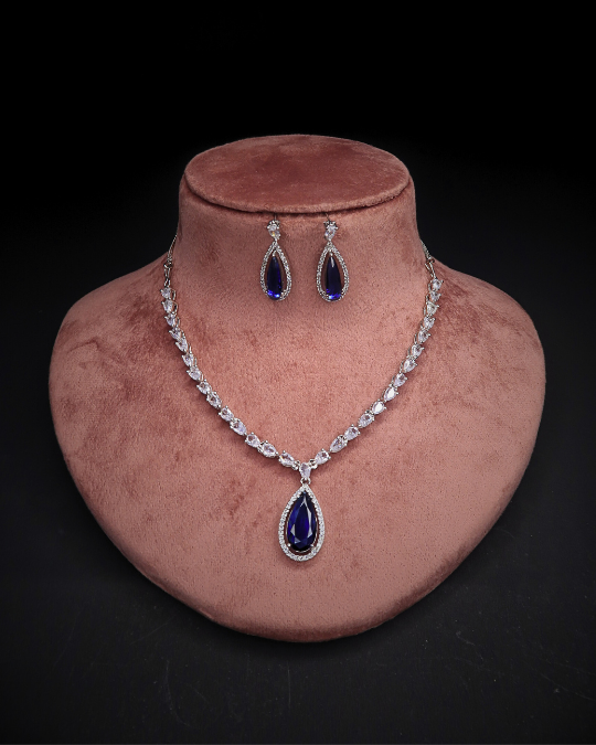 Sophisticated American Diamond Necklace