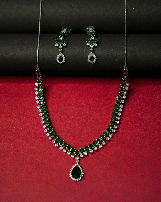 Elegant Wedding Jewelry – Necklace & Earrings