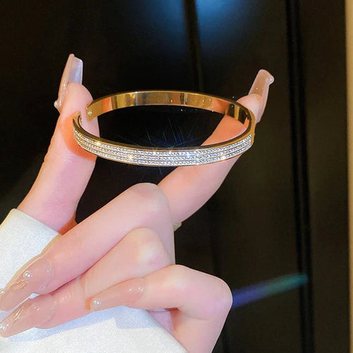 Anti Tarnish Bracelet for Women – Party & Casual