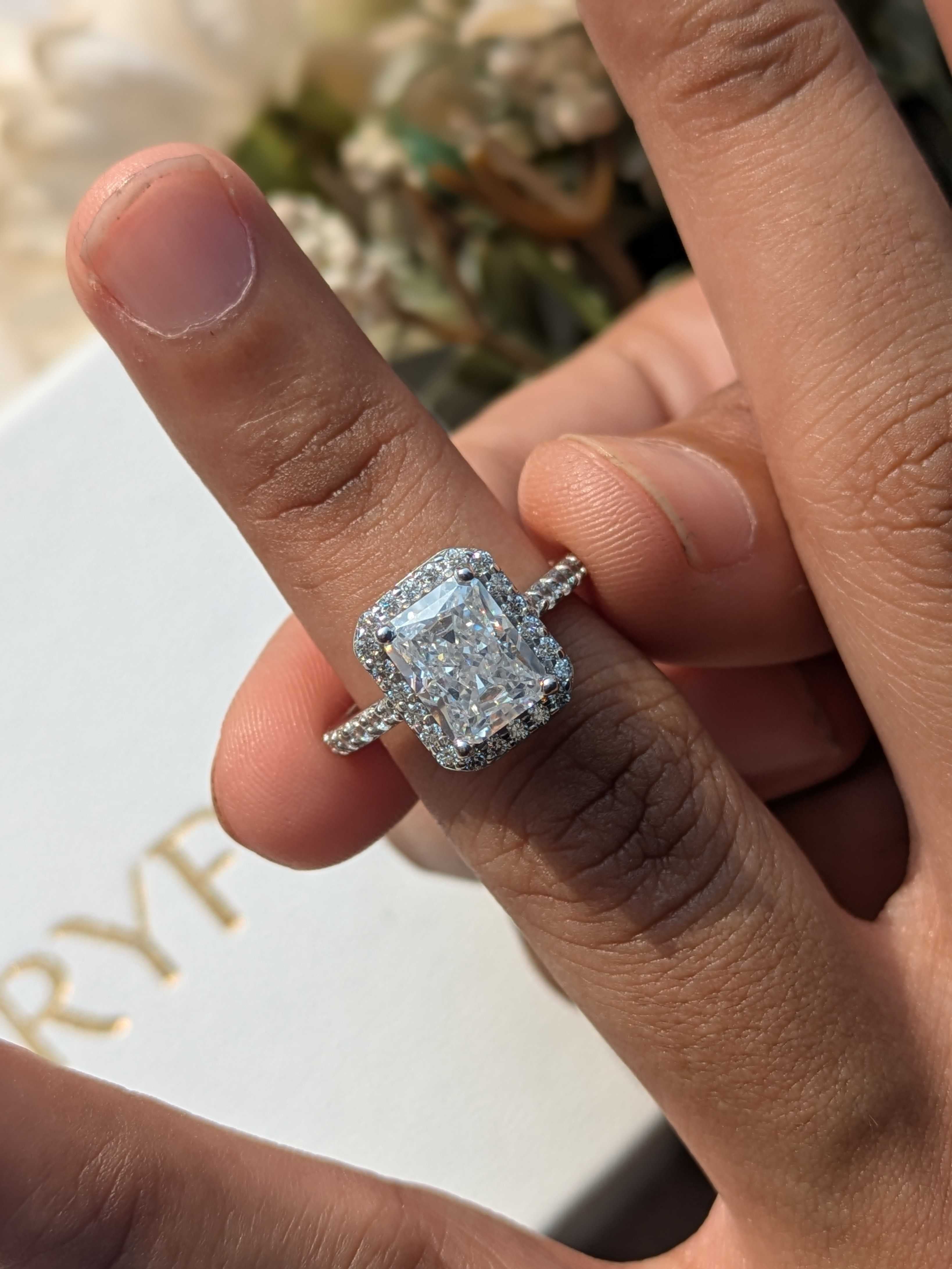 Radaint Ice Crushed Silver Halo Solitaire Ring For Women