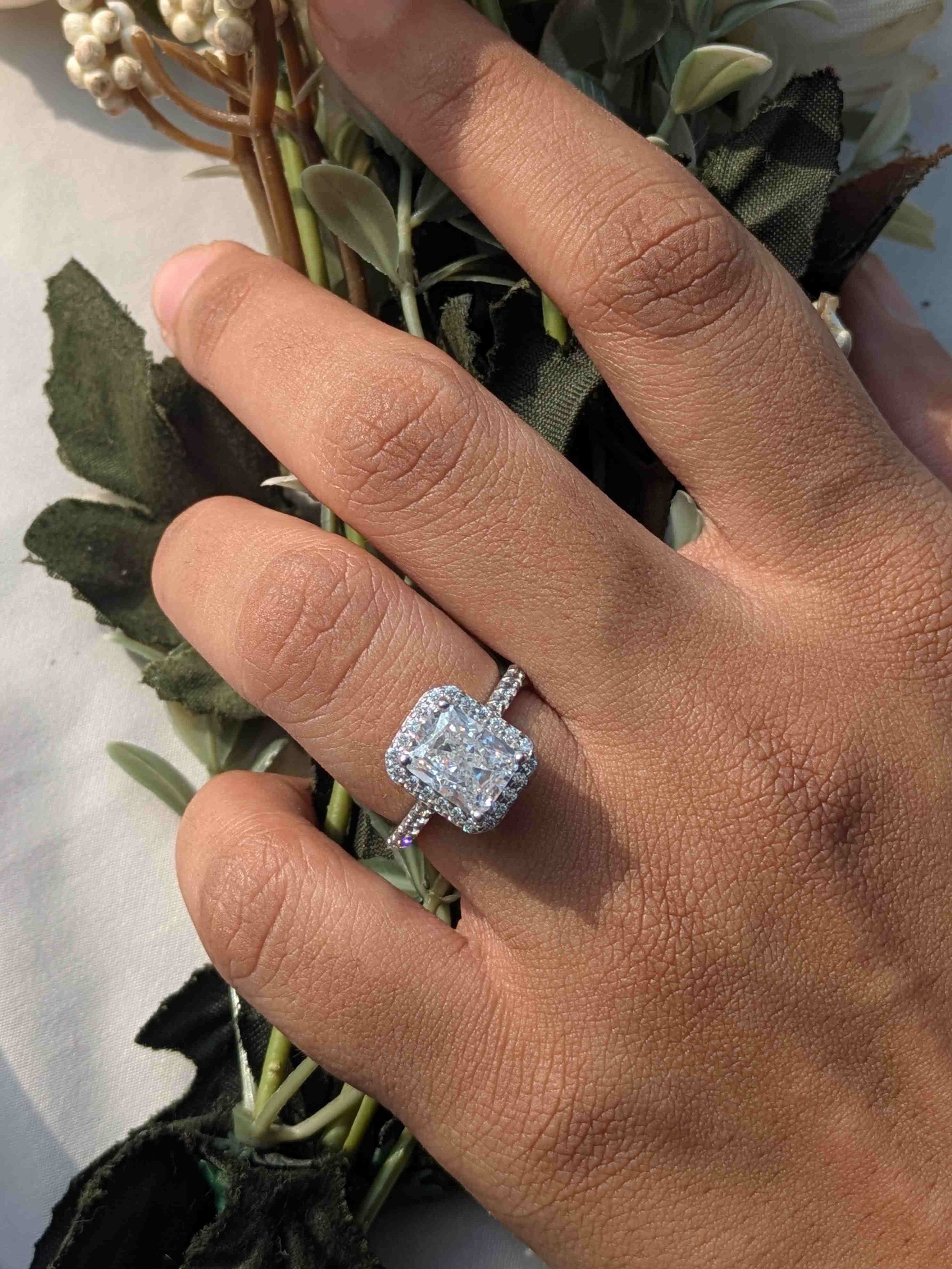 Radaint Ice Crushed Silver Halo Solitaire Ring For Women