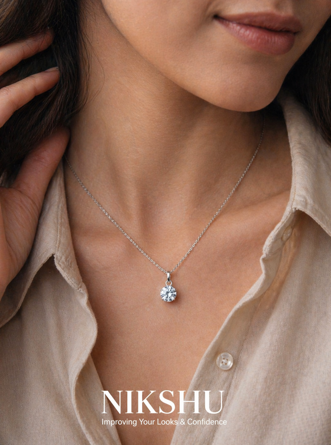 Nikshu Minimalist Round Zirconia Silver Pendant
