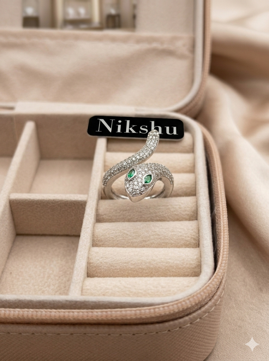 Exquisite Cushion Cut Diamond Ring with Infinity Band Design